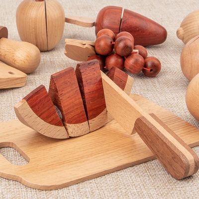 میوه ها و سبزیجات چوبی طبیعی 5.5 سانتی متری نقش غذای مجموعه ای را بازی می کنند